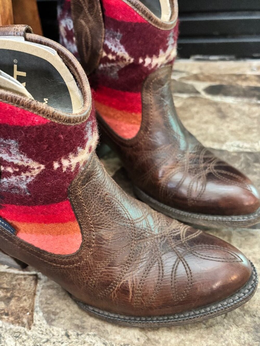 Ariat Pendleton Southwest Boots - Size 6 B